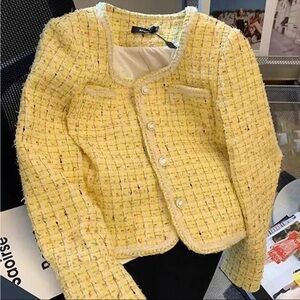Yellow tweed jacket
